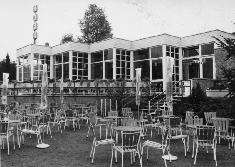 Das Café hat den Betrieb aufgenommen