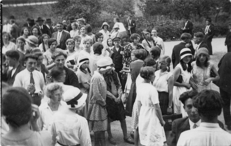 Beim Ausflug nach Kirkel (Saar), 1920er