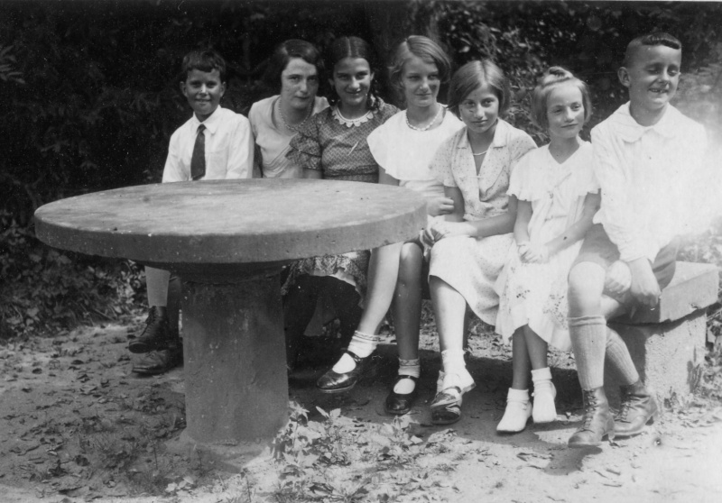 Feiertagsausflug im Park, Saarland um 1930