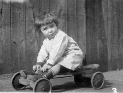 Im Spielzeugwagen bei Saarbrücken 1925