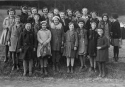Mädchengruppe, Saarland, wohl 1920er