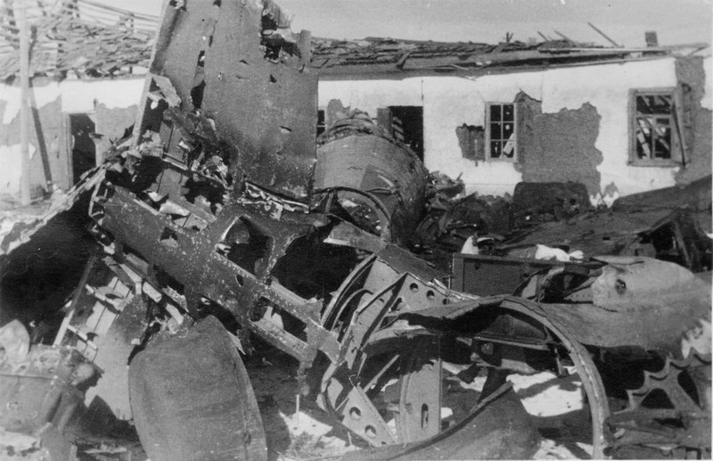 Abgestürztes Flugzeug, 1940er