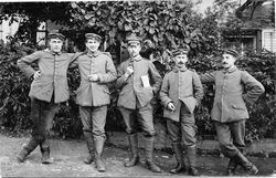 Rauchende Truppe, Esnes (F) 1916