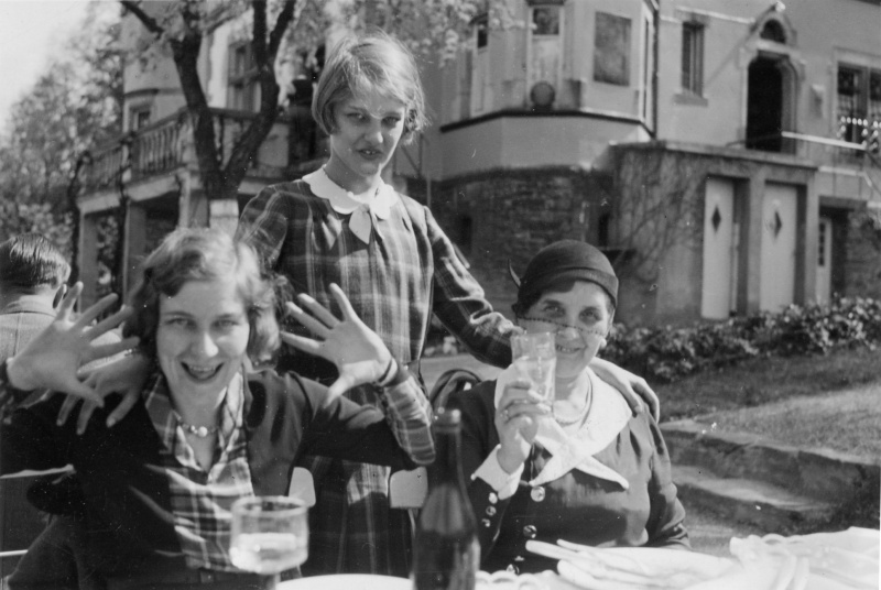 Außengastronomie, wohl Saarland frühe 1930er