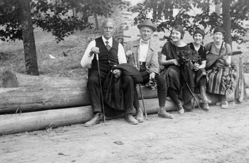 Kleiner Ausflug zur Burg Pyrmont, Sommer 1926