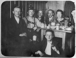 Weiterhin Vespern in der Gebirgshütte, 1922