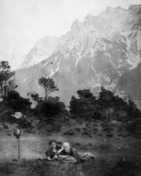 Paar bei der Rast am Berg, 1922